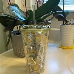 NEW !Lemon Print Tumbler with Straw 17oz
